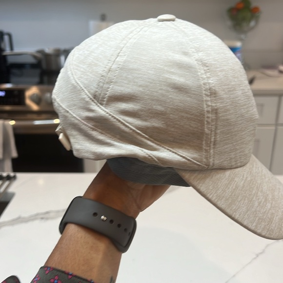 Adidas Climalite adjustable Cap - Picture 4 of 4